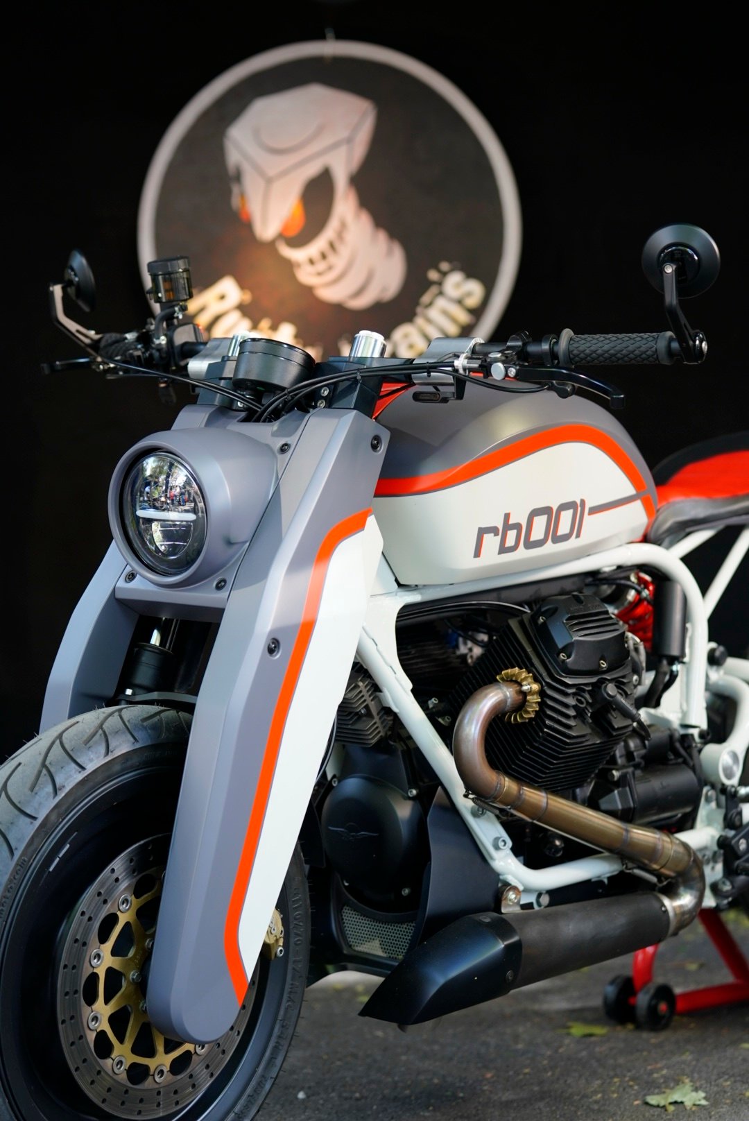 Rusty Brains - We build custom motorbikes.