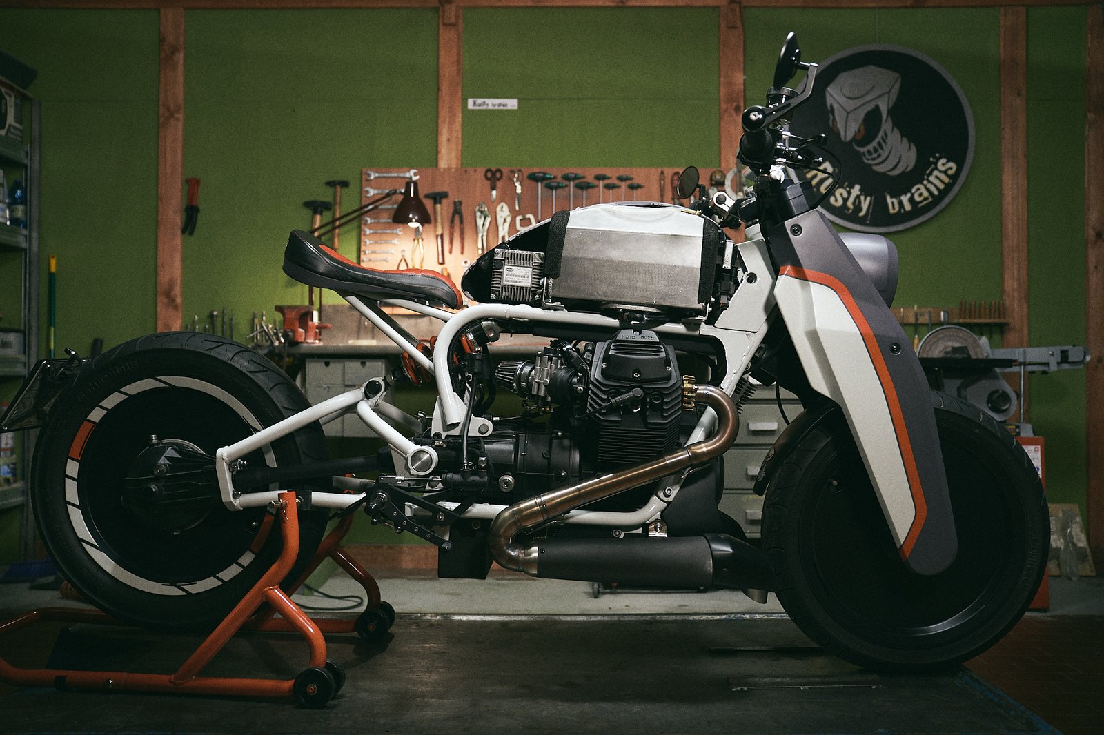 Rusty Brains - We build custom motorbikes.