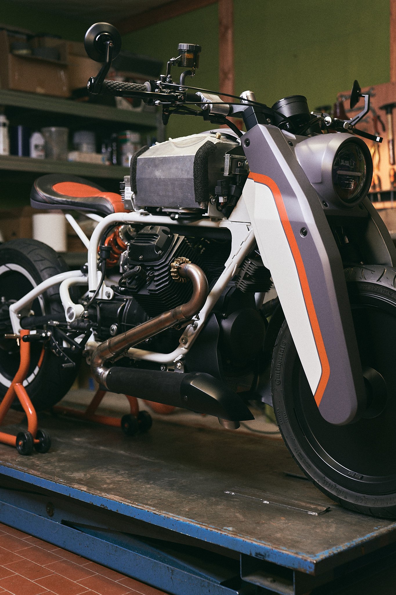 Rusty Brains - We build custom motorbikes.